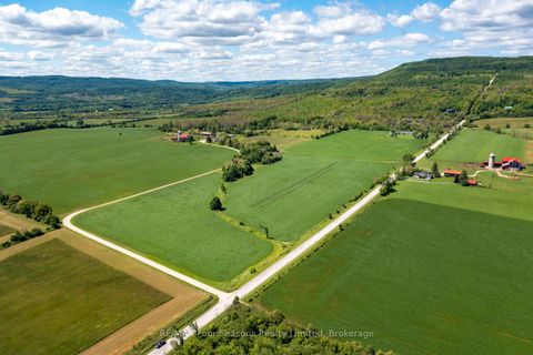 Photo 9 at 8483 36/37 NOTTAWASAGA Side Road, Rural Clearview, Clearview