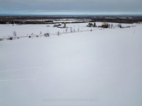 Photo 21 at 8483 36/37 NOTTAWASAGA Side Road, Rural Clearview, Clearview