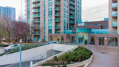 Photo 8 at 216 - 22 Olive Avenue, Willowdale East, Toronto