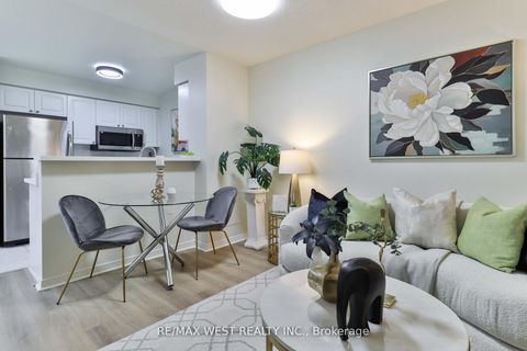 Photo 31 at 216 - 22 Olive Avenue, Willowdale East, Toronto