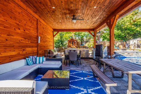 Photo 3 at 276 Sunnybrae Avenue, Stroud, Innisfil