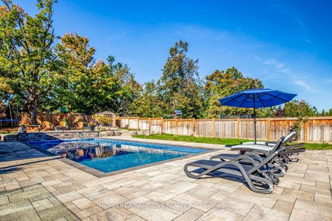 Photo 4 at 276 Sunnybrae Avenue, Stroud, Innisfil