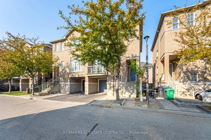 Photo 1 at 89 - 7155 Magistrate Terrace, Meadowvale Village, Mississauga