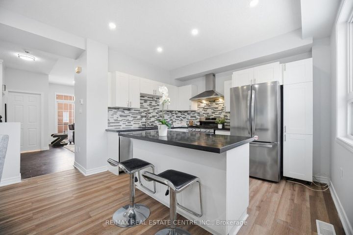 Photo 11 at 89 - 7155 Magistrate Terrace, Meadowvale Village, Mississauga