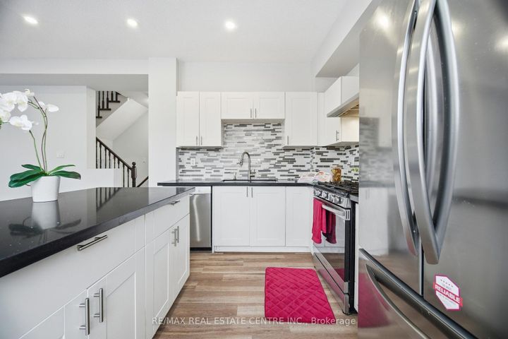 Photo 12 at 89 - 7155 Magistrate Terrace, Meadowvale Village, Mississauga