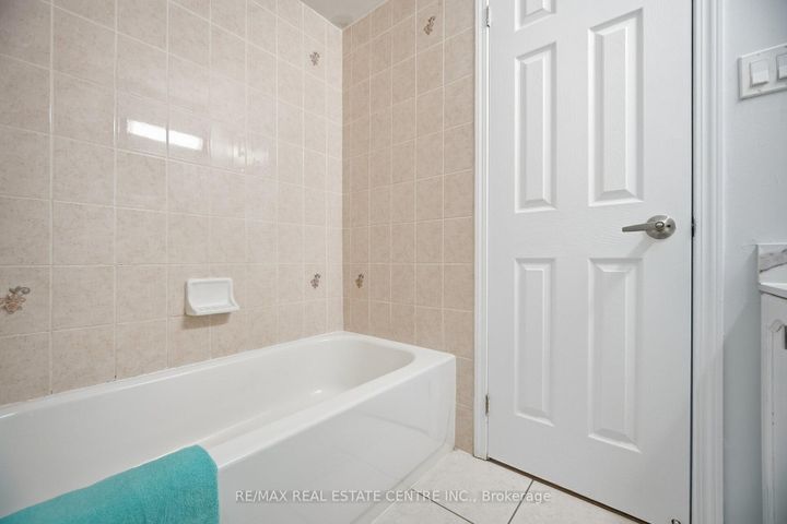 Photo 30 at 89 - 7155 Magistrate Terrace, Meadowvale Village, Mississauga