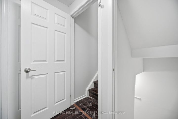 Photo 31 at 89 - 7155 Magistrate Terrace, Meadowvale Village, Mississauga