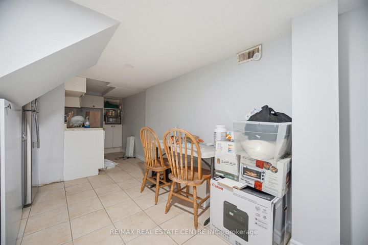 Photo 36 at 89 - 7155 Magistrate Terrace, Meadowvale Village, Mississauga