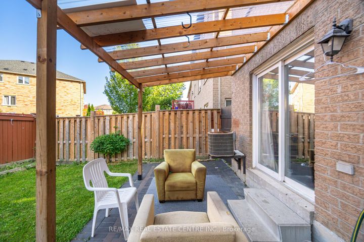 Photo 48 at 89 - 7155 Magistrate Terrace, Meadowvale Village, Mississauga