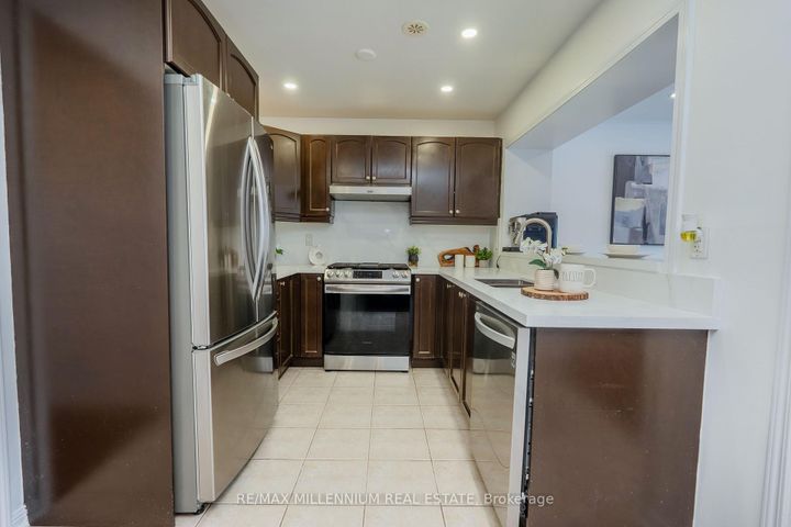 Photo 14 at 74 Lathbury Street, Northwest Brampton, Brampton