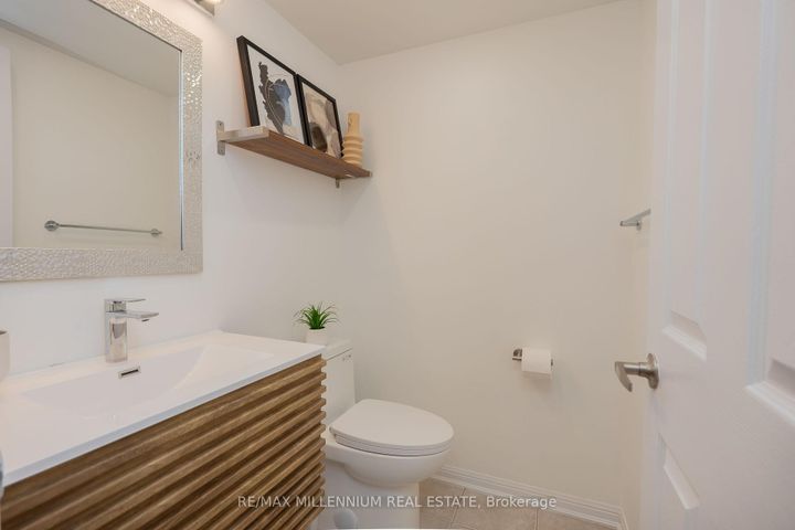 Photo 24 at 74 Lathbury Street, Northwest Brampton, Brampton