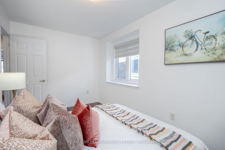 Photo 34 at 74 Lathbury Street, Northwest Brampton, Brampton