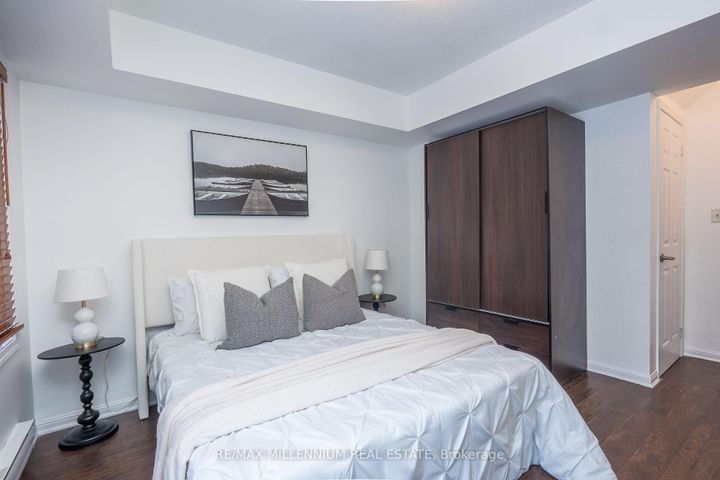 Photo 46 at 74 Lathbury Street, Northwest Brampton, Brampton