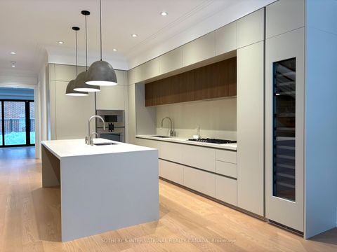 Photo 8 at 734 Avenue Road, Forest Hill South, Toronto