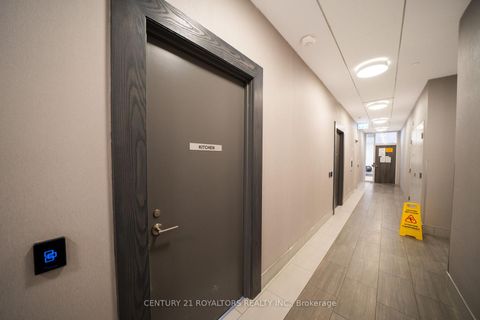 Photo 3 at 811 - 1346 Danforth Road, Eglinton East, Toronto