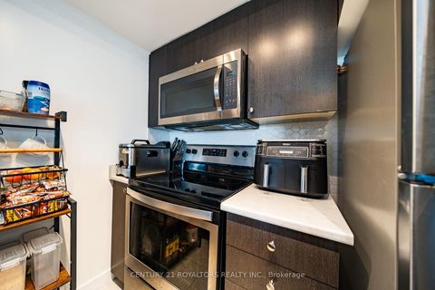 Photo 10 at 811 - 1346 Danforth Road, Eglinton East, Toronto