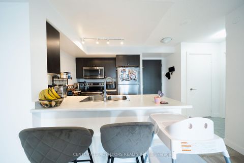 Photo 11 at 811 - 1346 Danforth Road, Eglinton East, Toronto