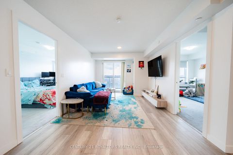 Photo 13 at 811 - 1346 Danforth Road, Eglinton East, Toronto