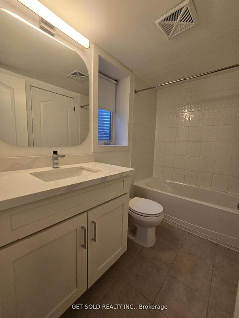 Photo 4 at 421 - 8 Drummond Street, Mimico, Toronto