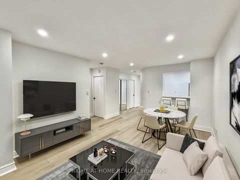 Photo 10 at 116 - 326 Major Mackenzie Drive E, Crosby, Richmond Hill