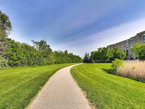Photo 37 at 116 - 326 Major Mackenzie Drive E, Crosby, Richmond Hill