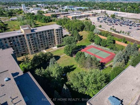 Photo 39 at 116 - 326 Major Mackenzie Drive E, Crosby, Richmond Hill