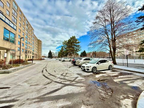 Photo 43 at 116 - 326 Major Mackenzie Drive E, Crosby, Richmond Hill