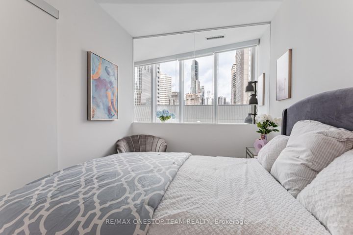 Photo 25 at 1114 - 197 Yonge Street, Yonge Corridor, Toronto