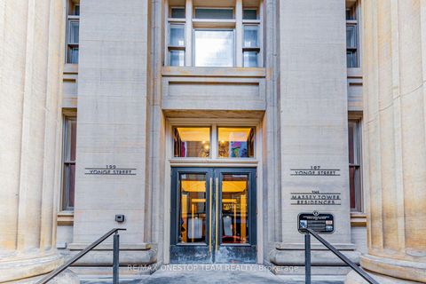 Photo 1 at 1114 - 197 Yonge Street, Yonge Corridor, Toronto