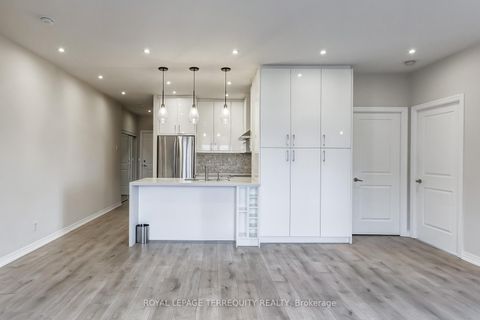 Photo 9 at 422 - 245 Dalesford Road, Queensway, Toronto