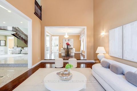 Photo 6 at 140 Boake Trail, Bayview Hill, Richmond Hill