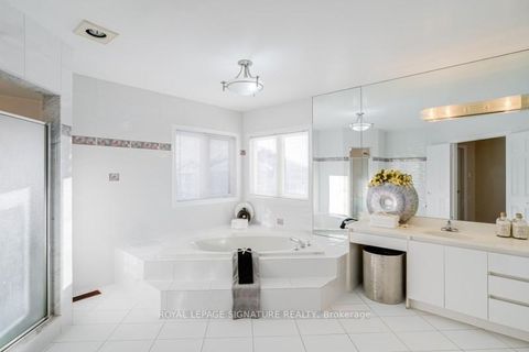 Photo 27 at 140 Boake Trail, Bayview Hill, Richmond Hill