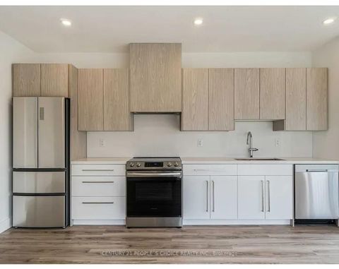 Photo 9 at 54 Westhampton Drive, The Westway, Toronto