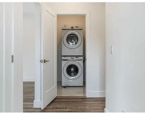 Photo 11 at 54 Westhampton Drive, The Westway, Toronto