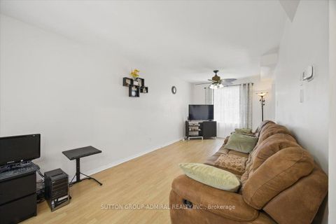 Photo 6 at 95 Athabaska Road, Holly, Barrie