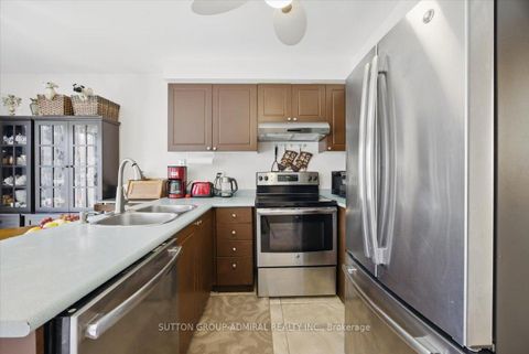 Photo 11 at 95 Athabaska Road, Holly, Barrie