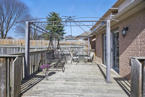 Photo 30 at 95 Athabaska Road, Holly, Barrie