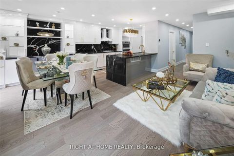 Photo 5 at 11 Michael Drive E, North Richvale, Richmond Hill