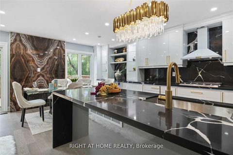 Photo 10 at 11 Michael Drive E, North Richvale, Richmond Hill