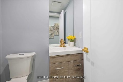 Photo 17 at 11 Michael Drive E, North Richvale, Richmond Hill