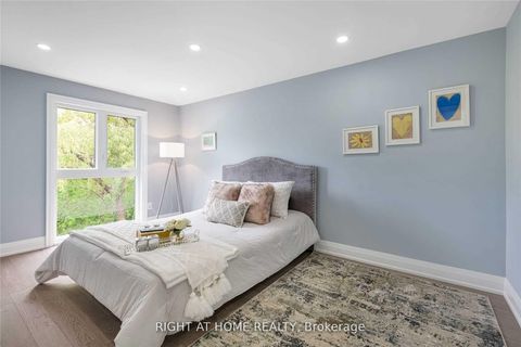 Photo 25 at 11 Michael Drive E, North Richvale, Richmond Hill