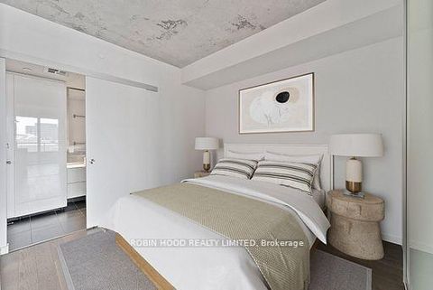 Photo 11 at 511 - 383 Sorauren Avenue, Roncesvalles, Toronto