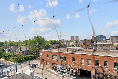 Photo 24 at 511 - 383 Sorauren Avenue, Roncesvalles, Toronto