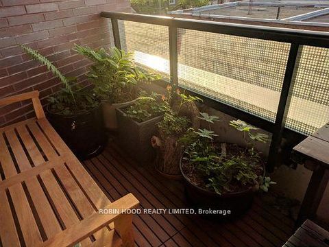 Photo 25 at 511 - 383 Sorauren Avenue, Roncesvalles, Toronto