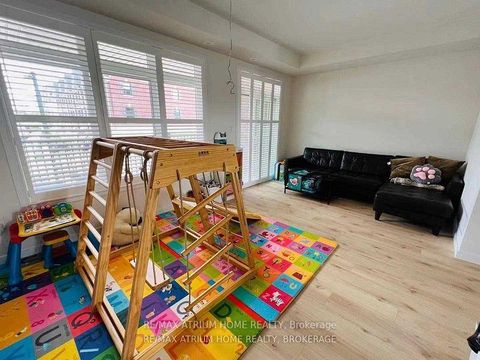 Photo 3 at 18 Mcnaughton Road, Maple, Vaughan