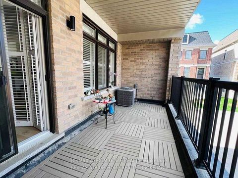 Photo 6 at 18 Mcnaughton Road, Maple, Vaughan