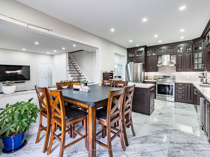 Photo 3 at 13 Wallaby Way, Wellington, Brampton