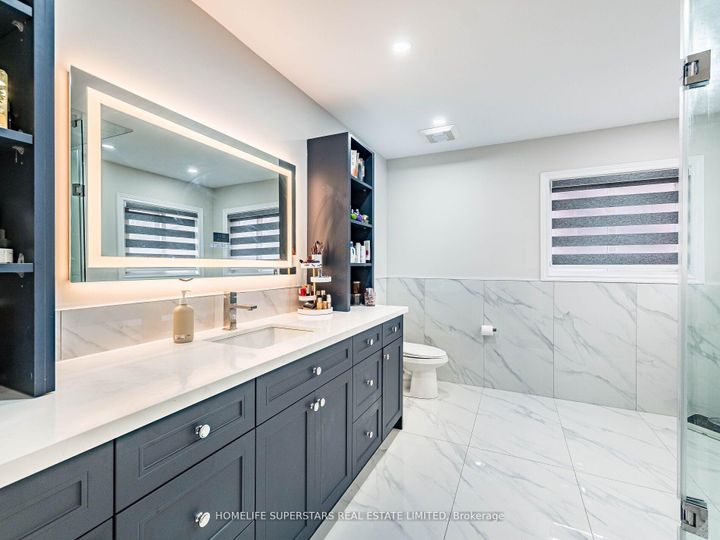 Photo 8 at 13 Wallaby Way, Wellington, Brampton