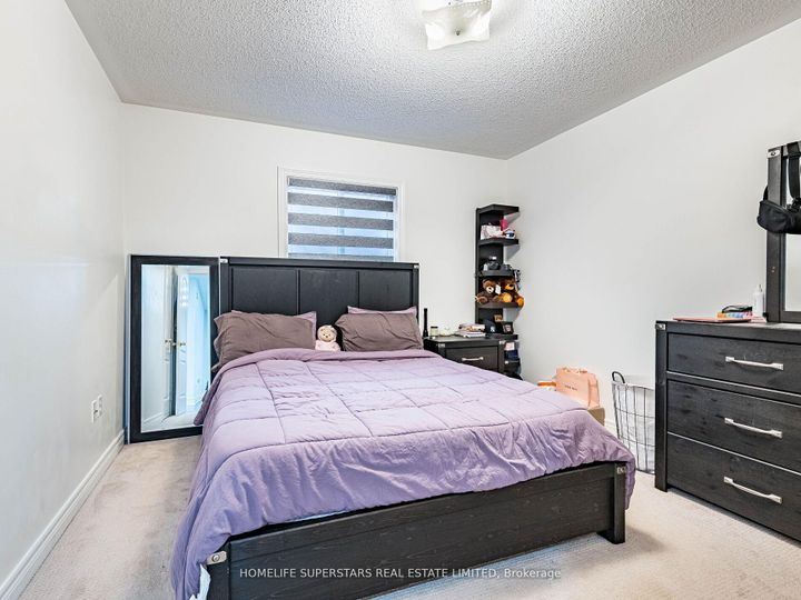 Photo 15 at 13 Wallaby Way, Wellington, Brampton