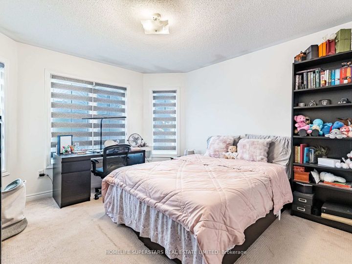 Photo 17 at 13 Wallaby Way, Wellington, Brampton